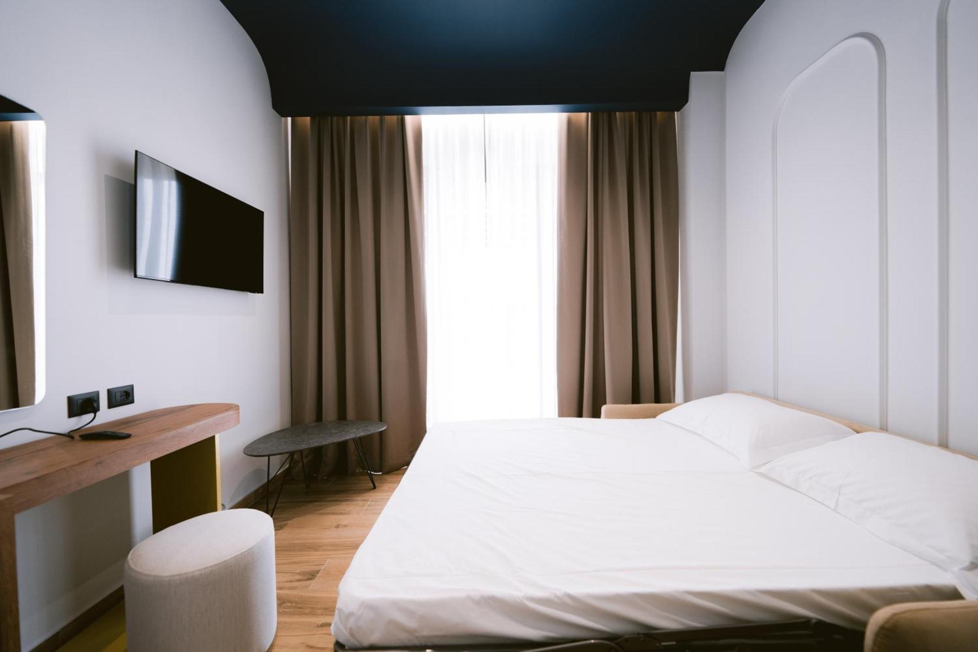 Noemie Hotel ฮีมาเรอ ภายนอก รูปภาพ