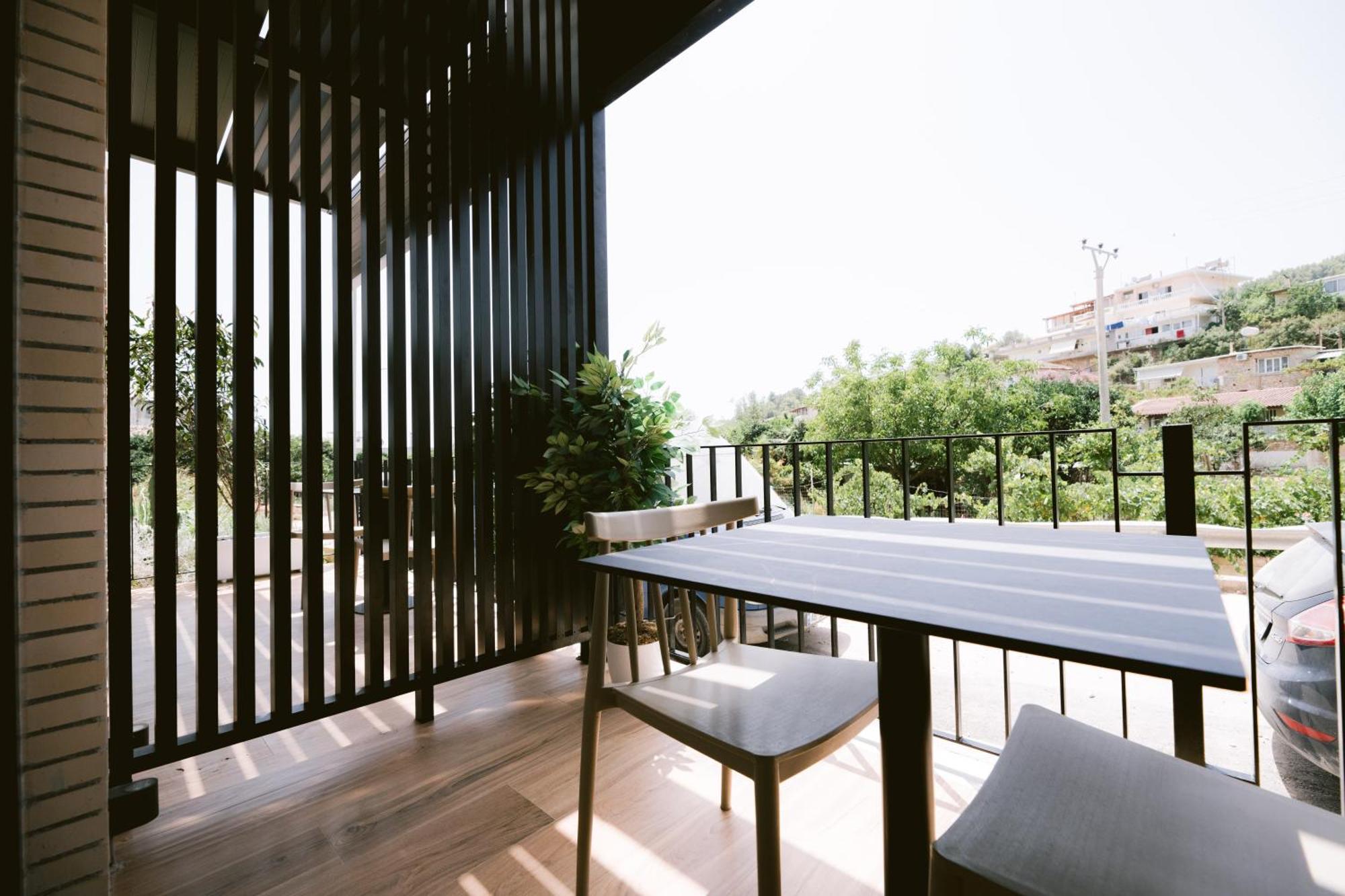 Noemie Hotel ฮีมาเรอ ภายนอก รูปภาพ